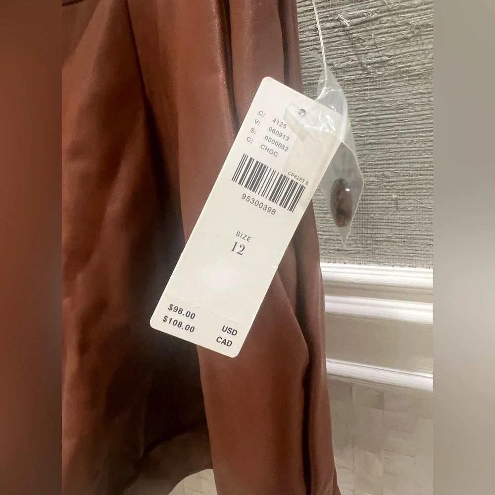 NWT new 12 Anthropologie Maeve faux leather cuffed shorts chocolate brown